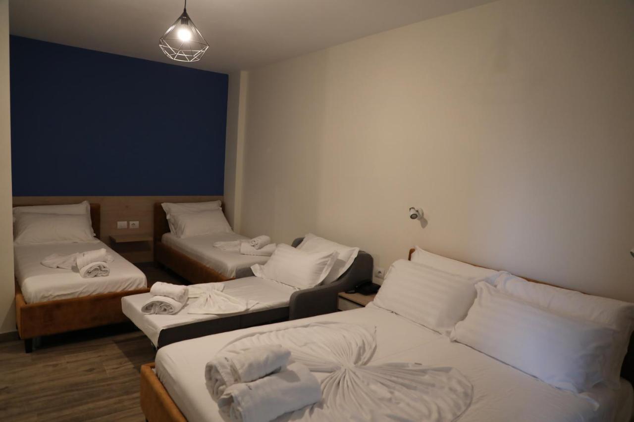 Hotel Triumf Shëngjin Extérieur photo